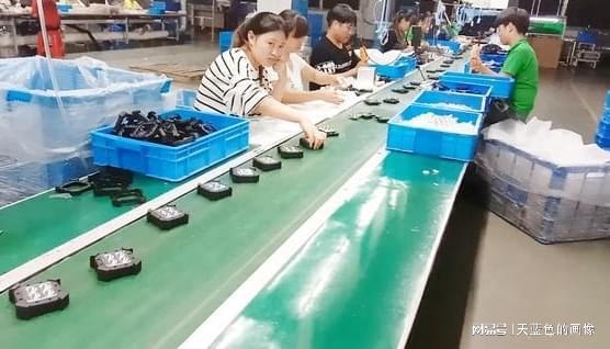 流水線上的指尖 互聯(lián)網(wǎng)服務的幕后人生
